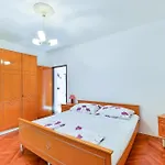 With Parking Space - 23606 شقة *